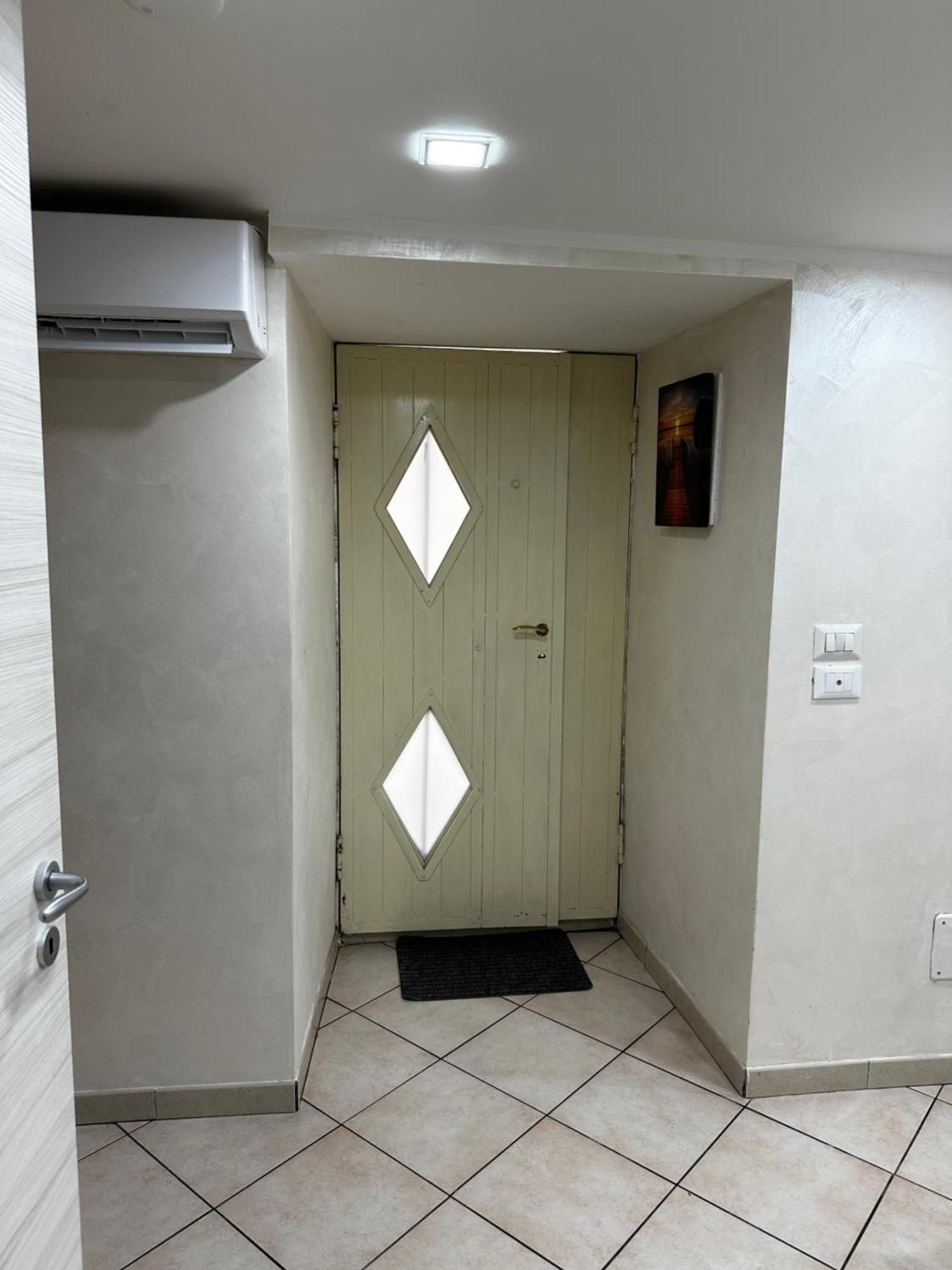 Lory House Apartment Катания Экстерьер фото