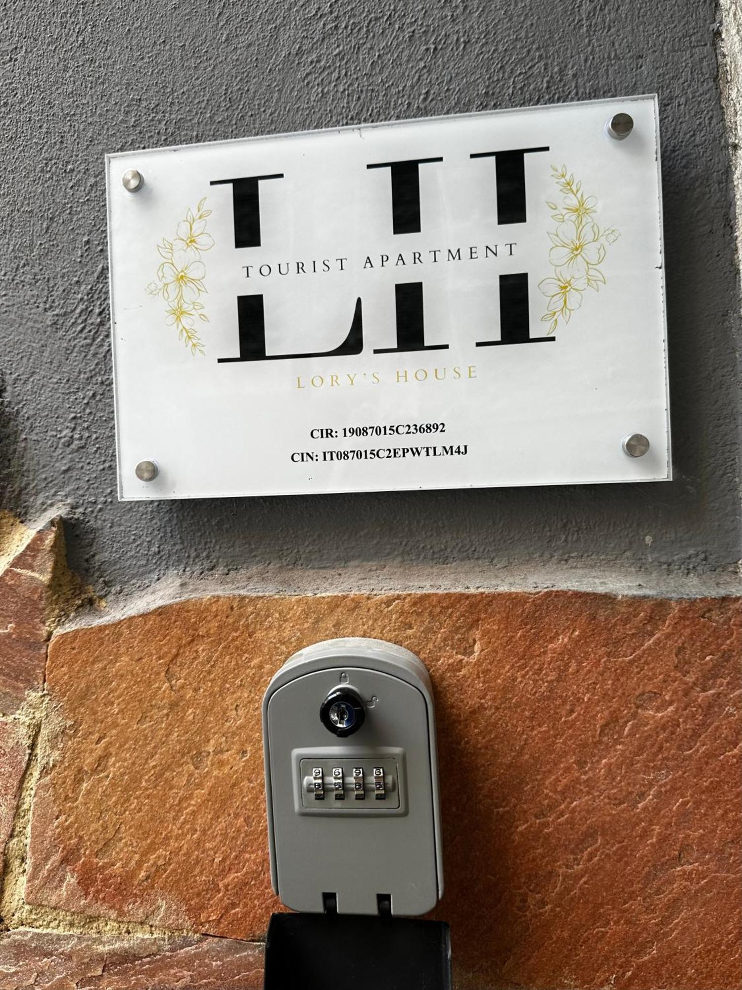 Lory House Apartment Катания Экстерьер фото